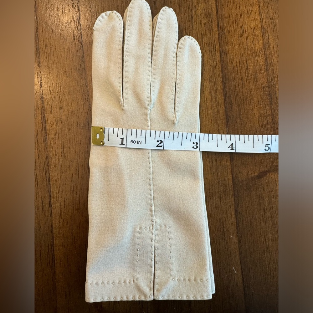 Vintage Dior Leather Gloves - Picture 4 of 5
